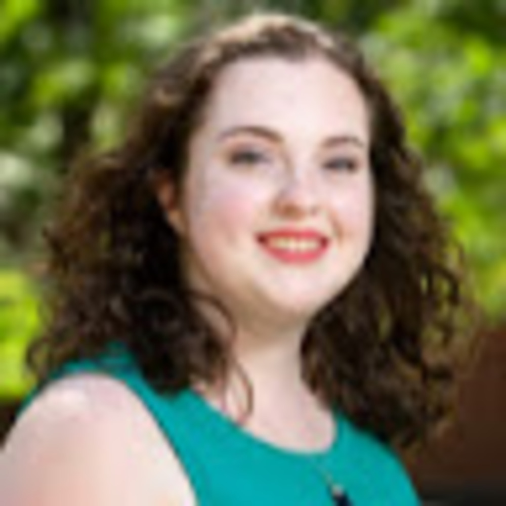 Meet your Posher, Julia